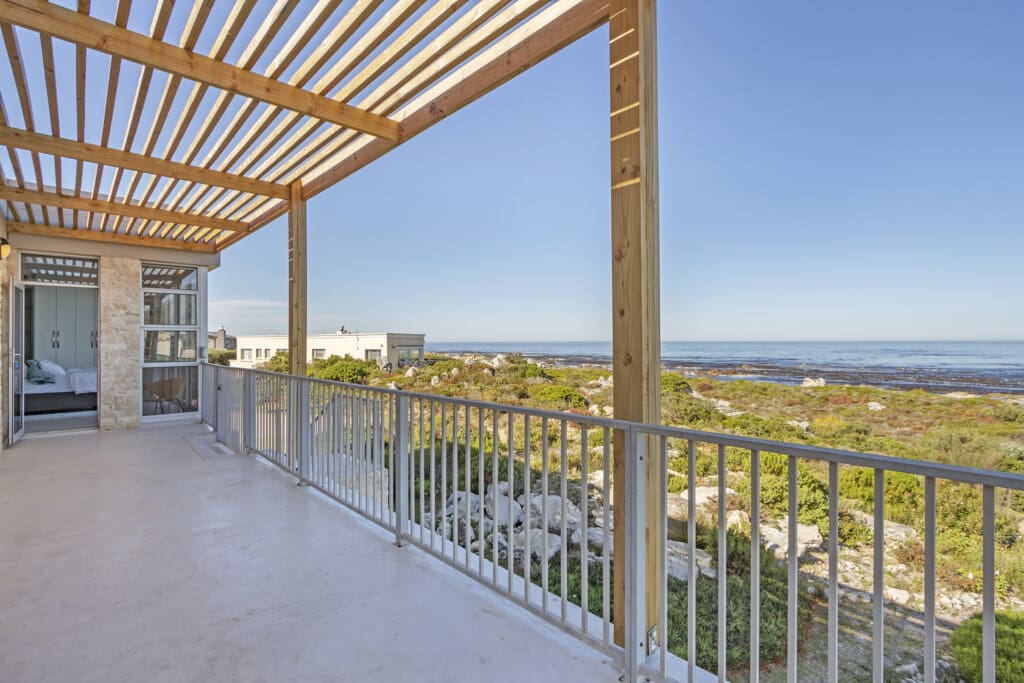 60926ce4bd916795353078.jpg