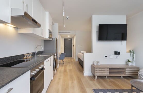652d03246ec37092177379.jpg
