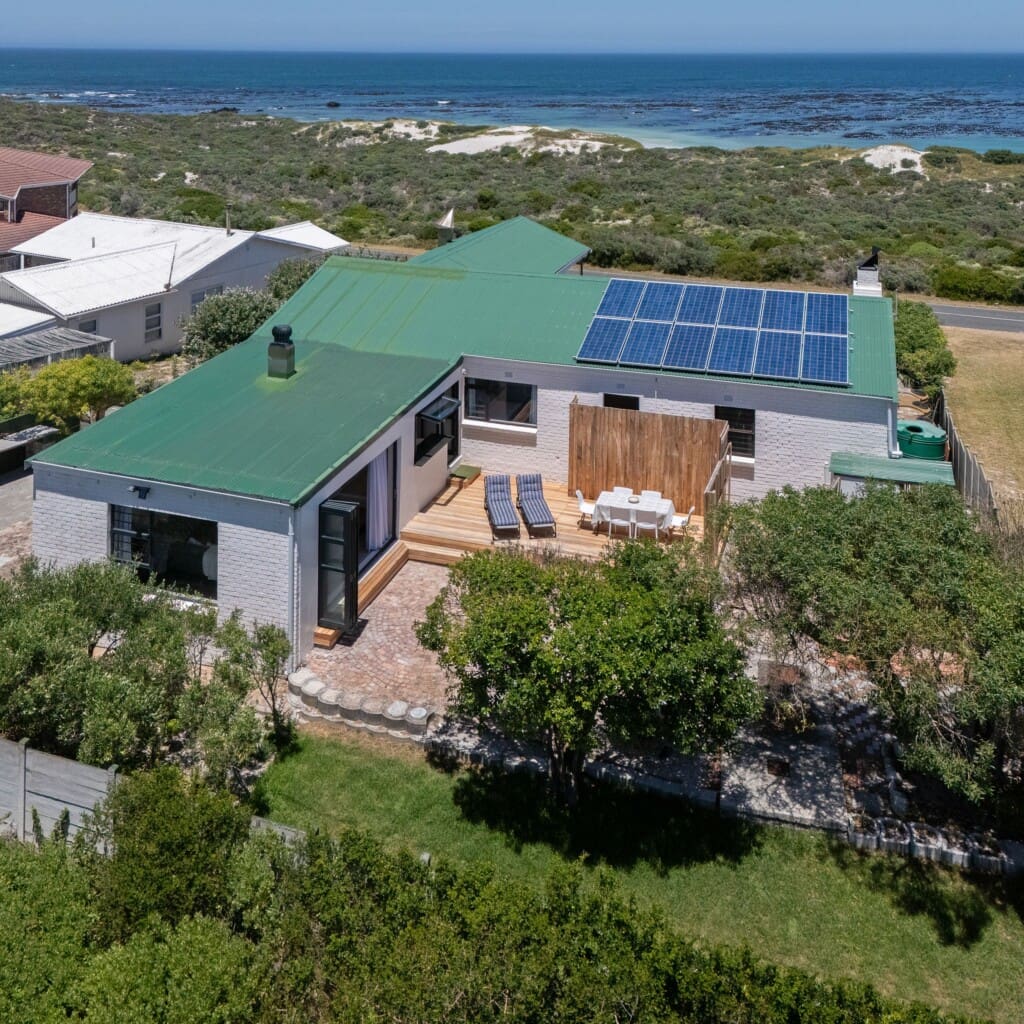 657abbf45f853733455820.jpg