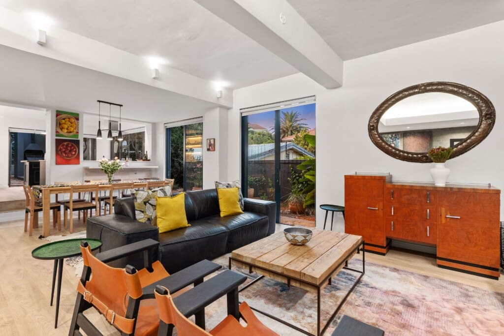 65c38f8262b0d619207716.jpg