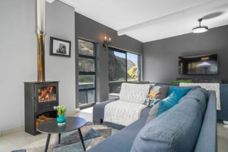 67ffbf52bb80b509377264.jpg