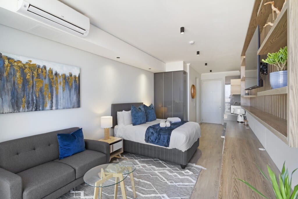 685e892786a59561182775.jpg