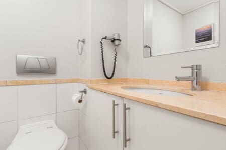 6926e9bd62147036725918.jpg