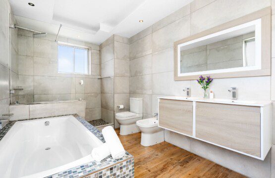 67ed2a9f210e4916584709.jpg