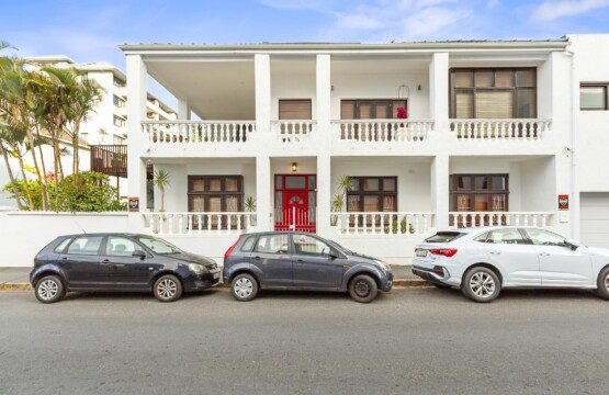 68f79382e59c9034396762.jpg