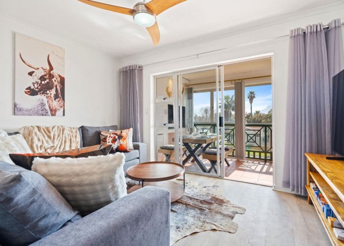 Professional photographs of your holiday rental accommodation will set it apart Professional photographs of your holiday rental accommodation will set it apart